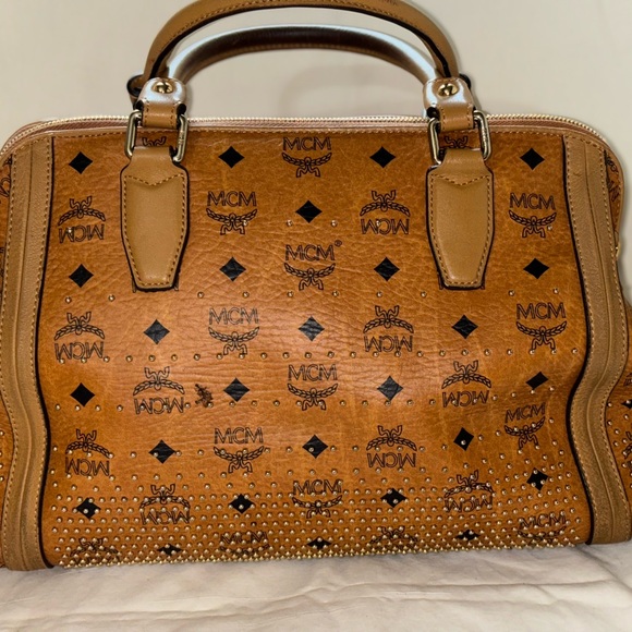 Preowned, 😍 MCM Visetos Studded Boston Bag, cognac coated canvas/leather trim - Picture 2 of 7
